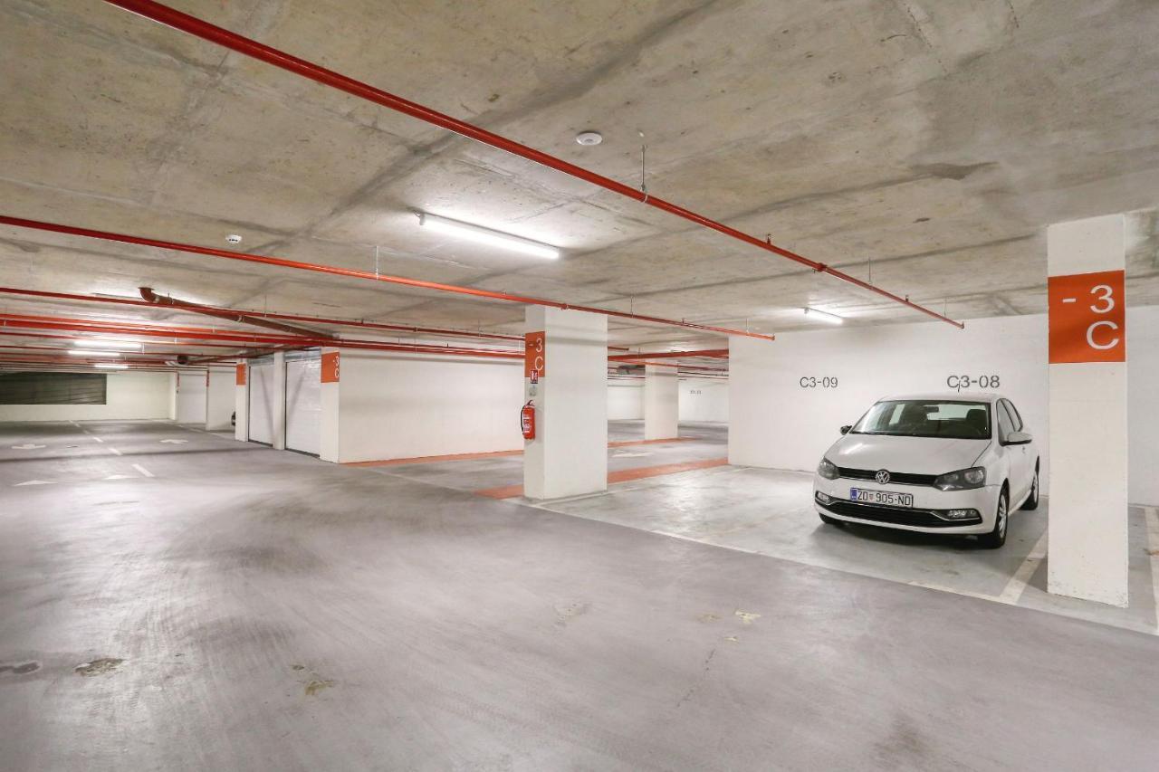 Apartments Luna With Free Parking Zadar Eksteriør bilde