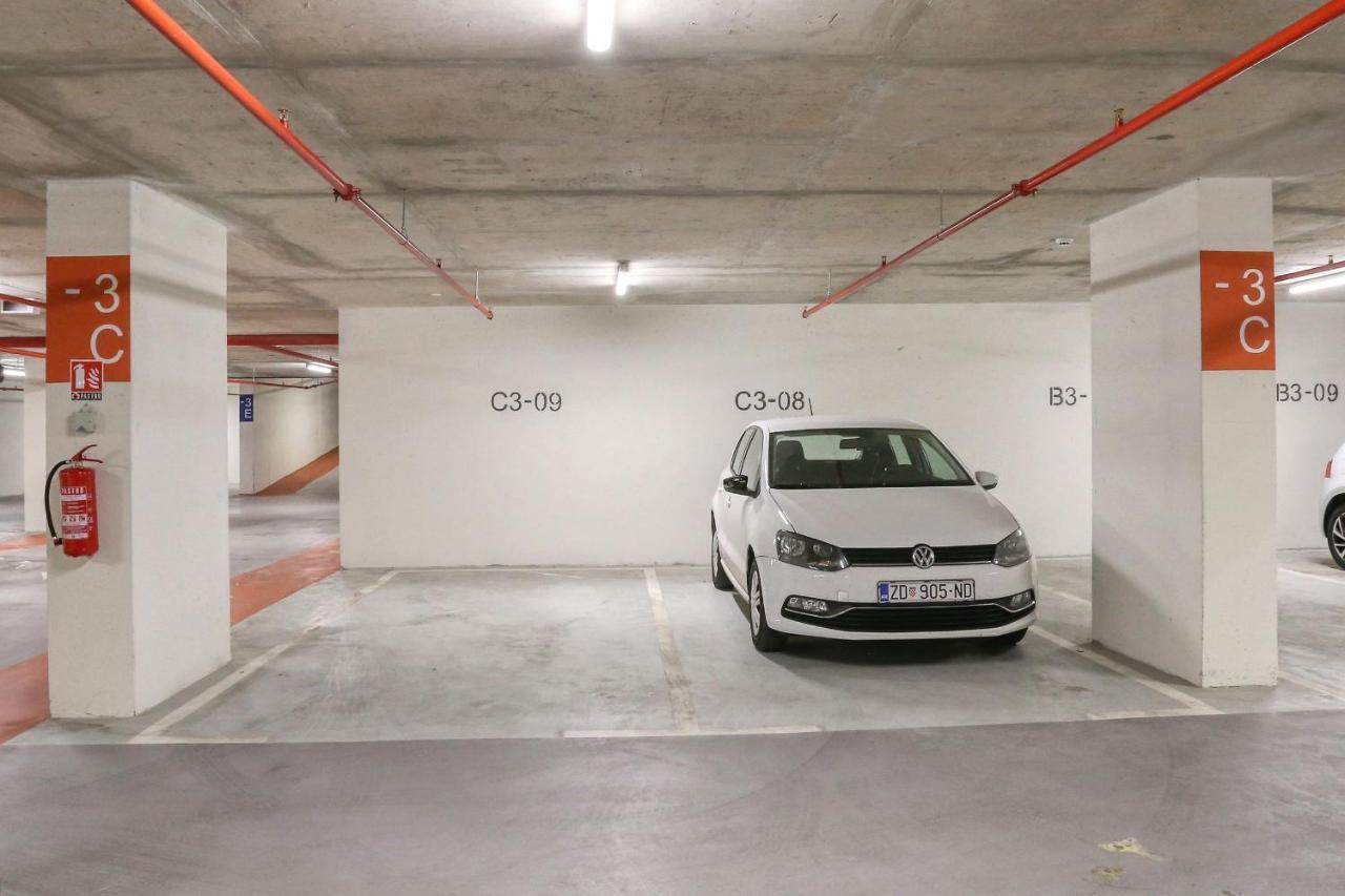 Apartments Luna With Free Parking Zadar Eksteriør bilde