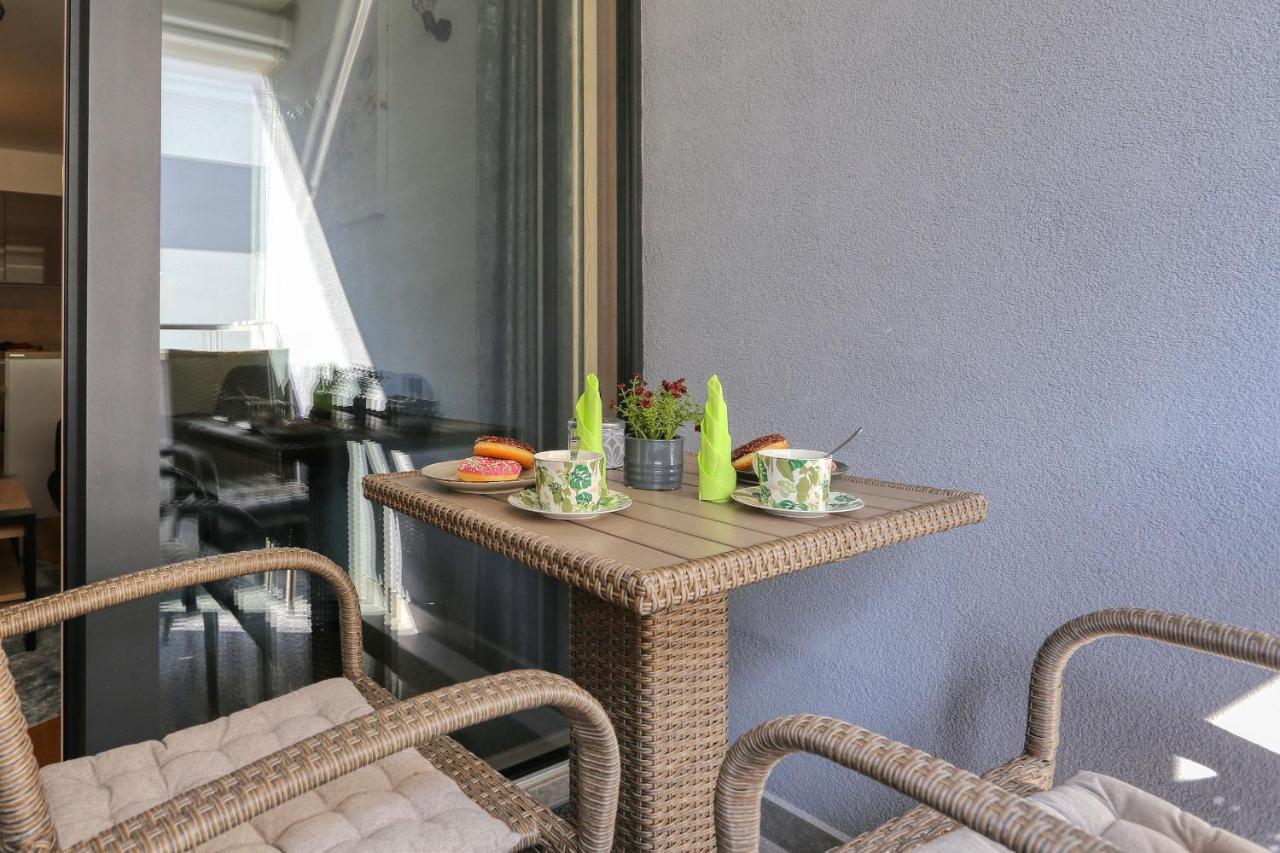 Apartments Luna With Free Parking Zadar Eksteriør bilde