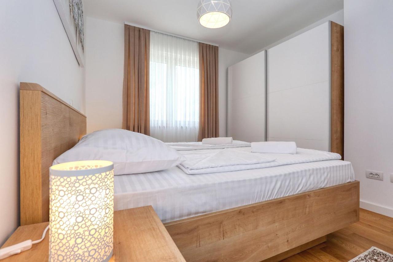 Apartments Luna With Free Parking Zadar Eksteriør bilde